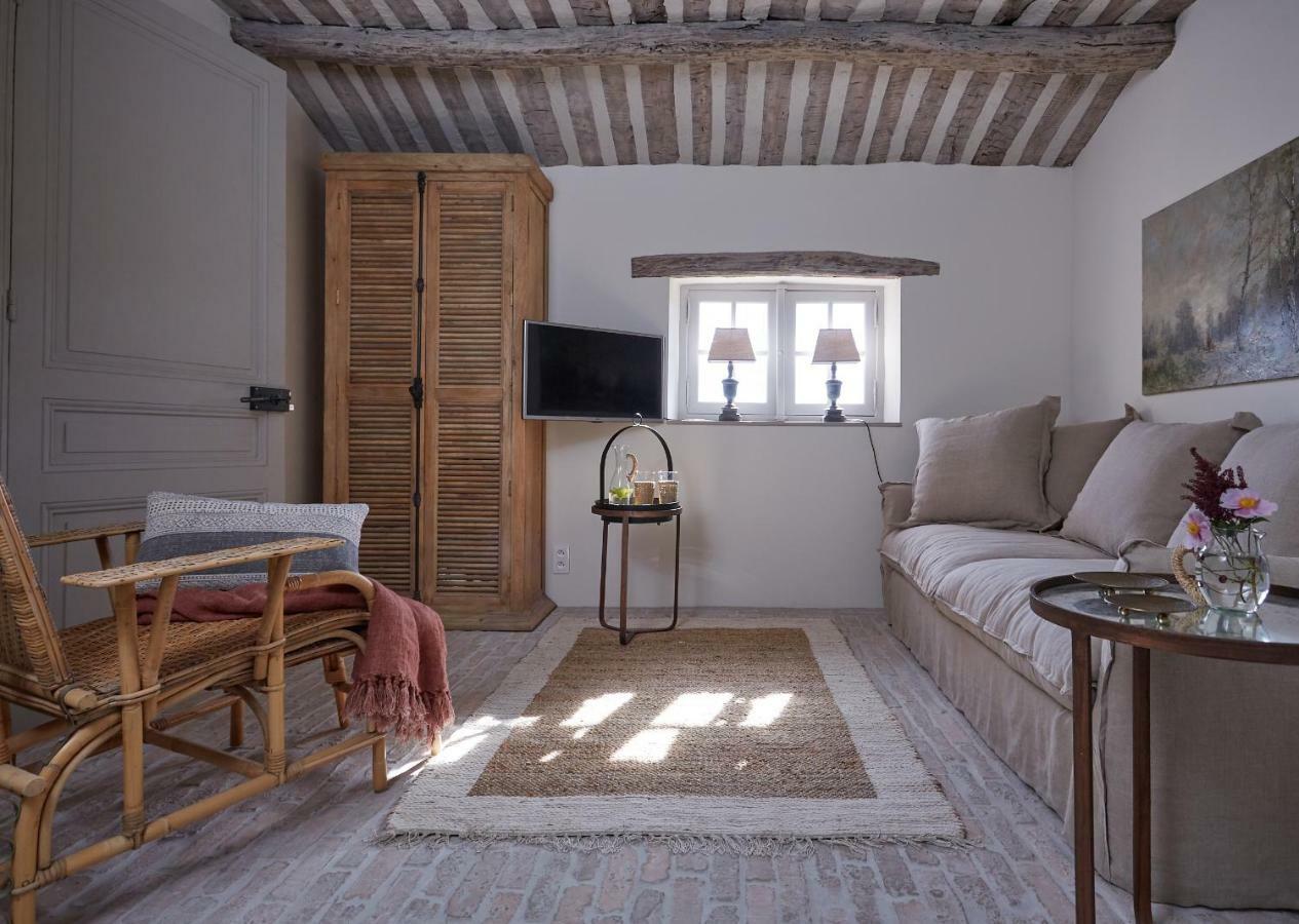 Bed and Breakfast L'Escale Du Ciel Le Bar-sur-Loup Exterior foto